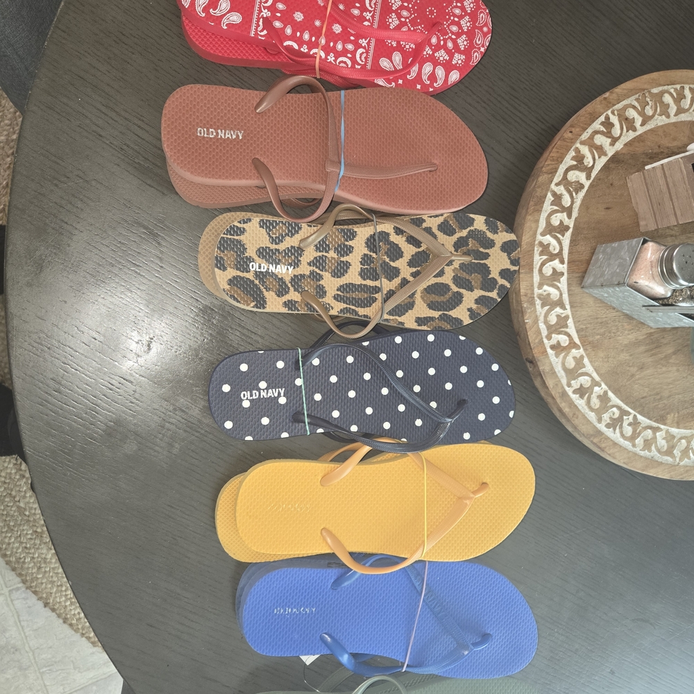 Old Navy Colorful Flip Flop Set